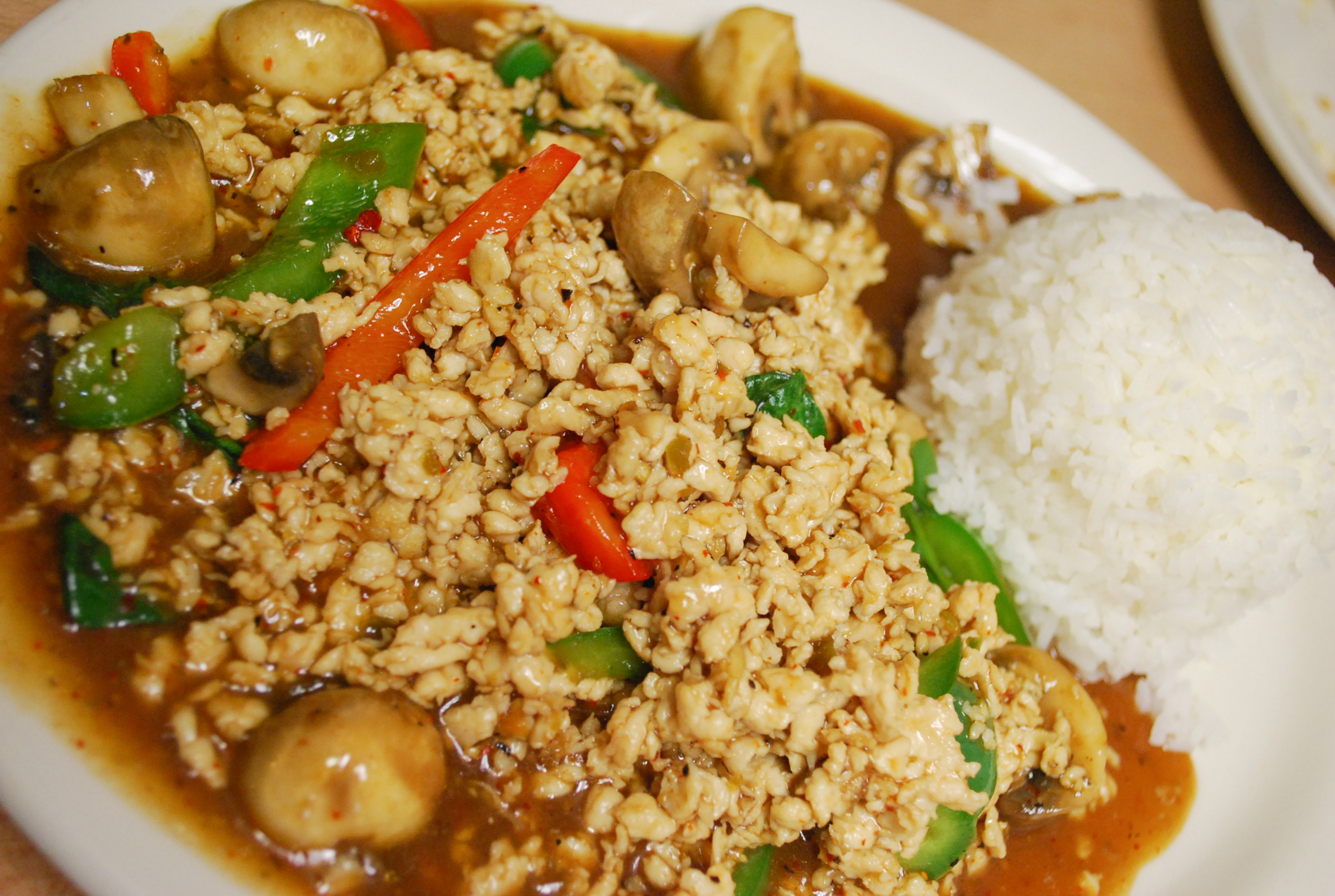 Pad Kra-Prao (Basil Chicken